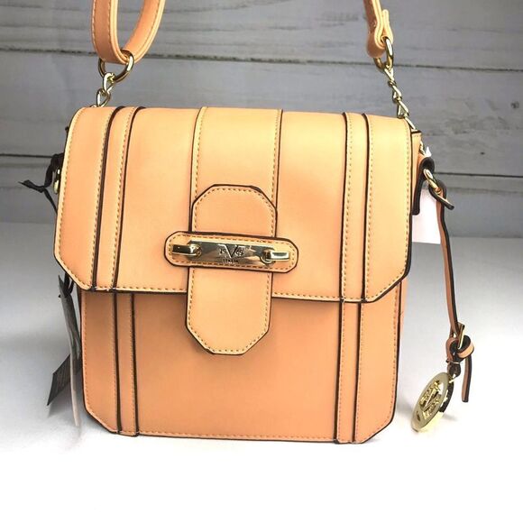 V Italia 1969 Shoulder Bag NWT - Picture 1 of 9